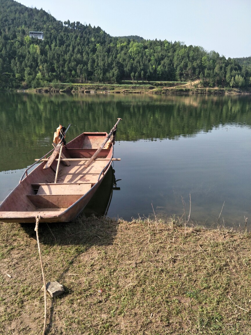 【升钟湖】升钟湖张丫头农家乐